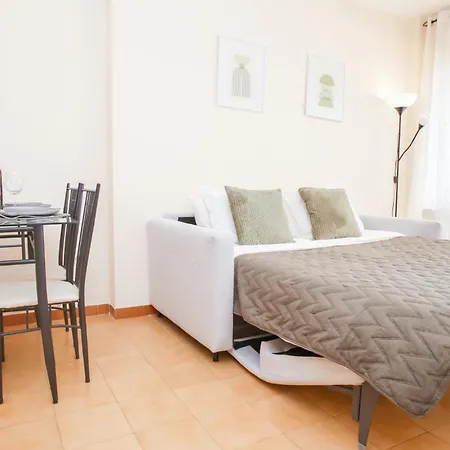 Al50 Playa Fenals Apartmán
